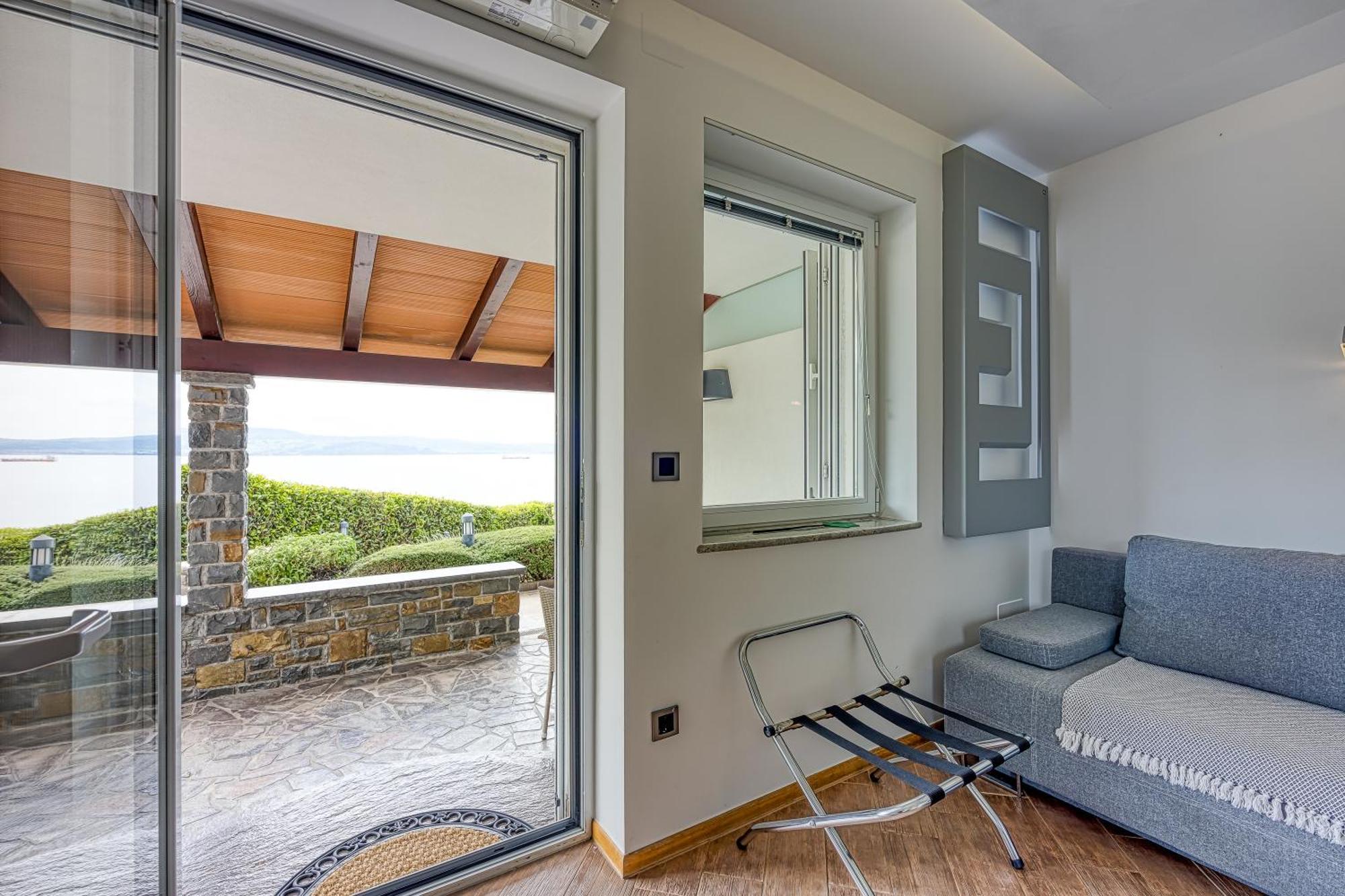 Debeli Rtic Apartments - Happy Rentals Ankaran Exterior foto